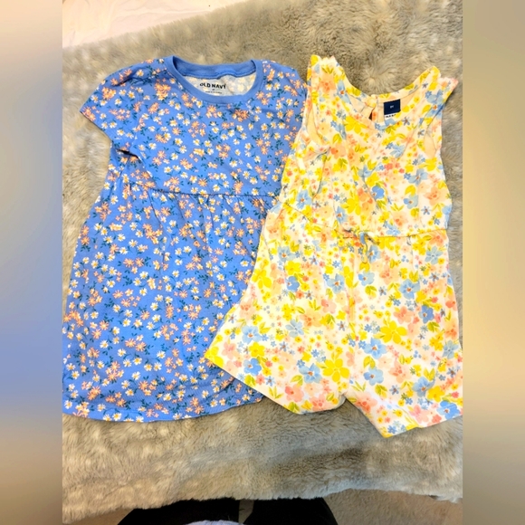 Set of one dress and one romper - Picture 1 of 5